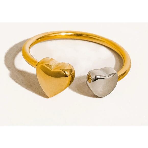 Loanni 18K Non-Tarnish Two Tone Heart Ring - Picture 1 of 3